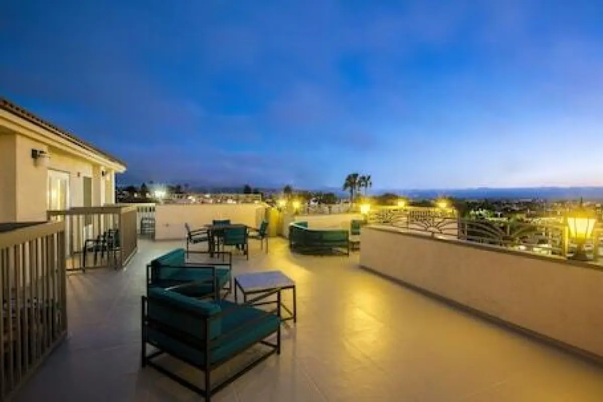 Hampton Inn & Suites Hermosa Beach – Affordable hotel in Hermosa Beach