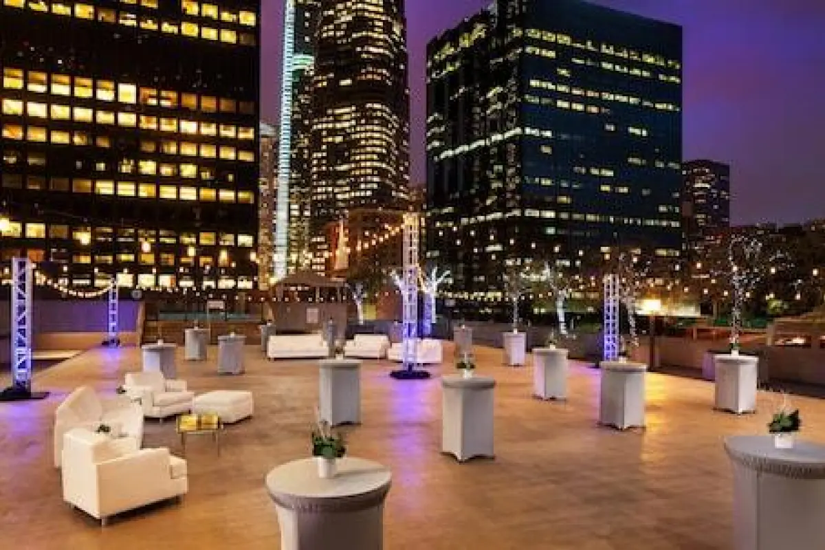 The Westin Bonaventure Hotel and Suites, Los Angeles – Affordable hotel in Los Angeles
