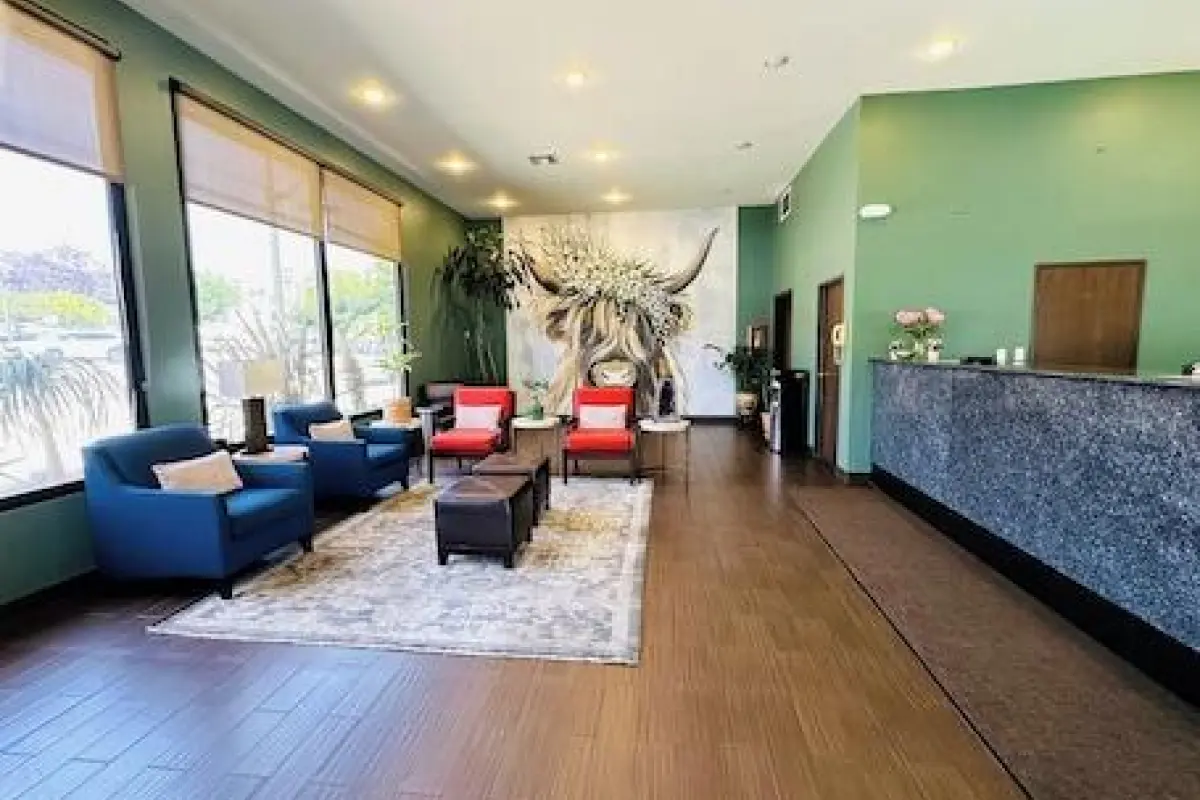 The Hills Inn Eagle Rock - Near Old Town Pasadena – Affordable hotel in Los Angeles