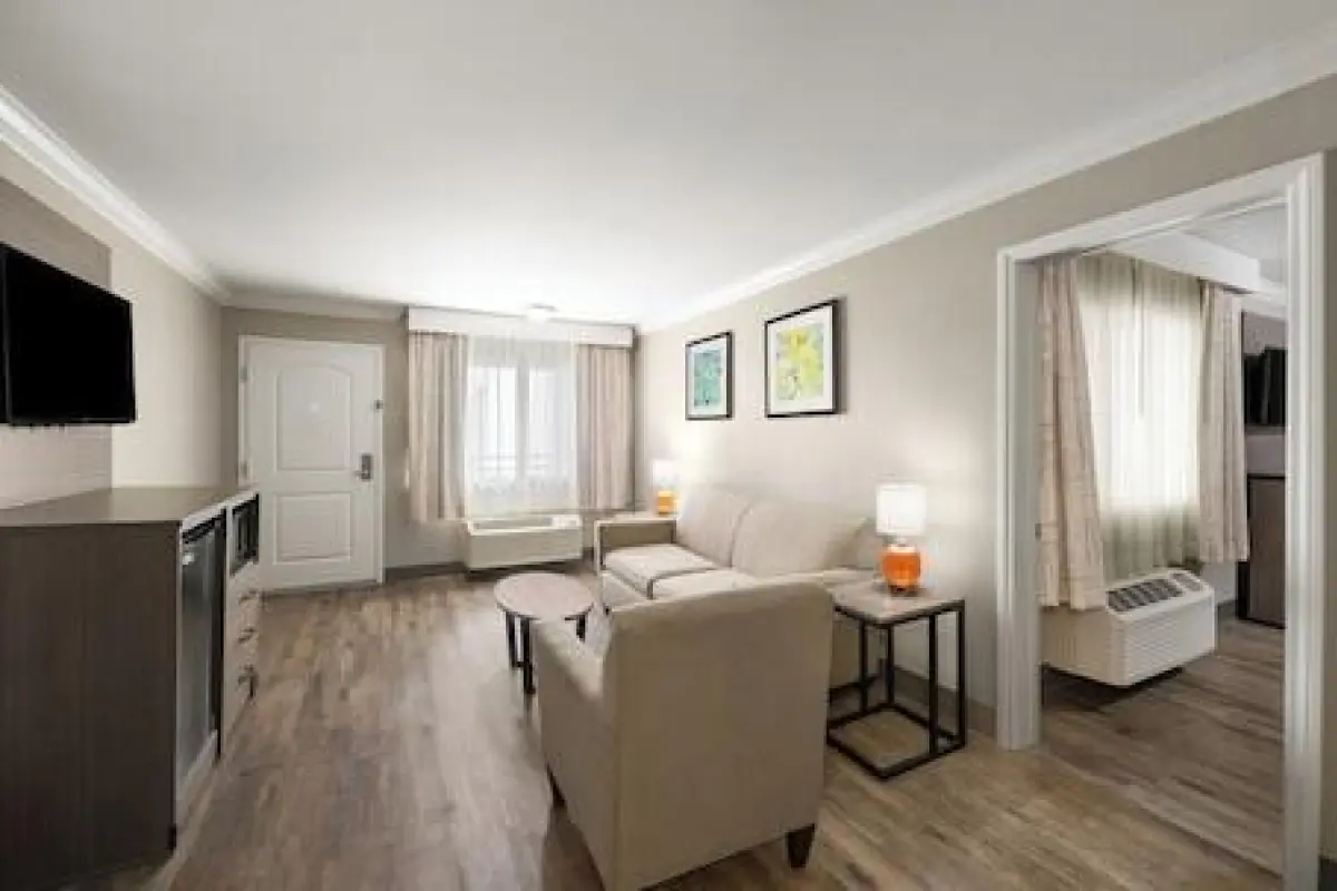 Solara Inn and Suites – Affordable hotel in Anaheim