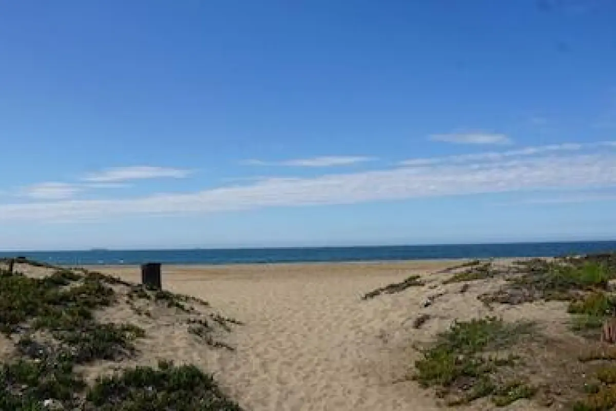 Ocean Surf Inn & Suites – Affordable hotel in Huntington Beach