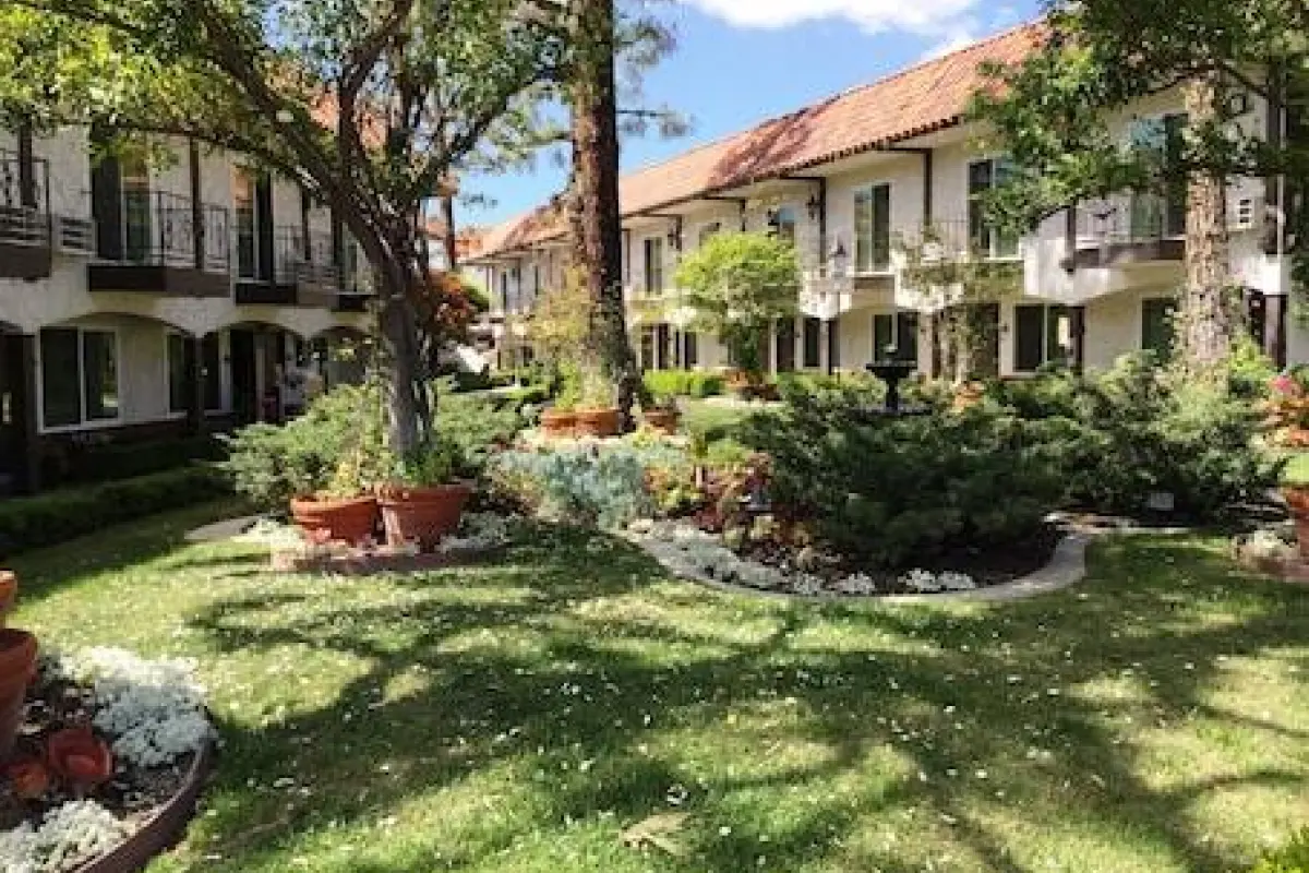 Laguna Hills Lodge – Affordable hotel in Laguna Hills
