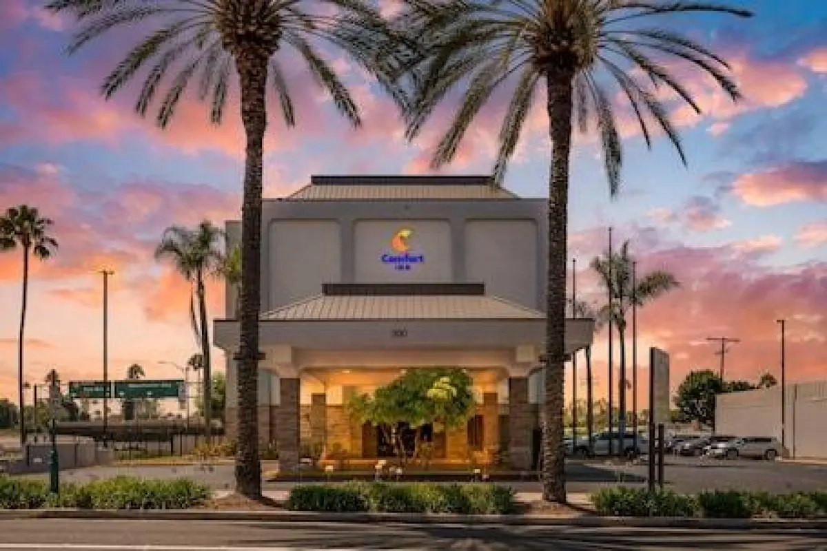 Comfort Inn Anaheim Resort – Affordable hotel in Anaheim