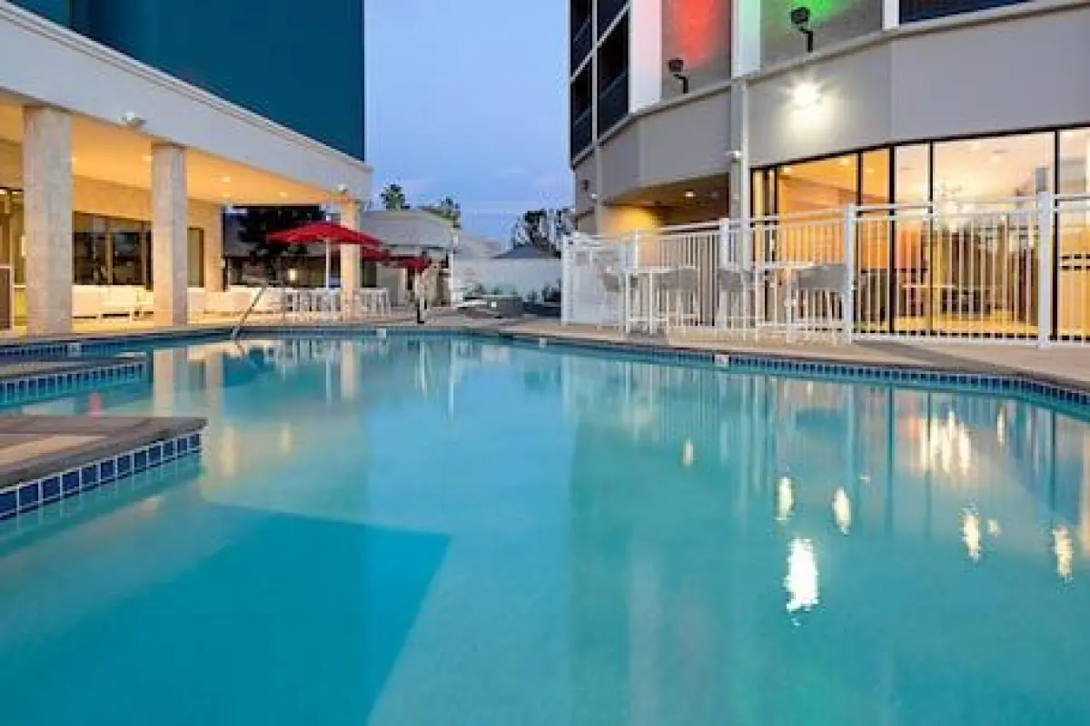 Staybridge Suites Long Beach Airport by IHG – Affordable hotel in Long Beach