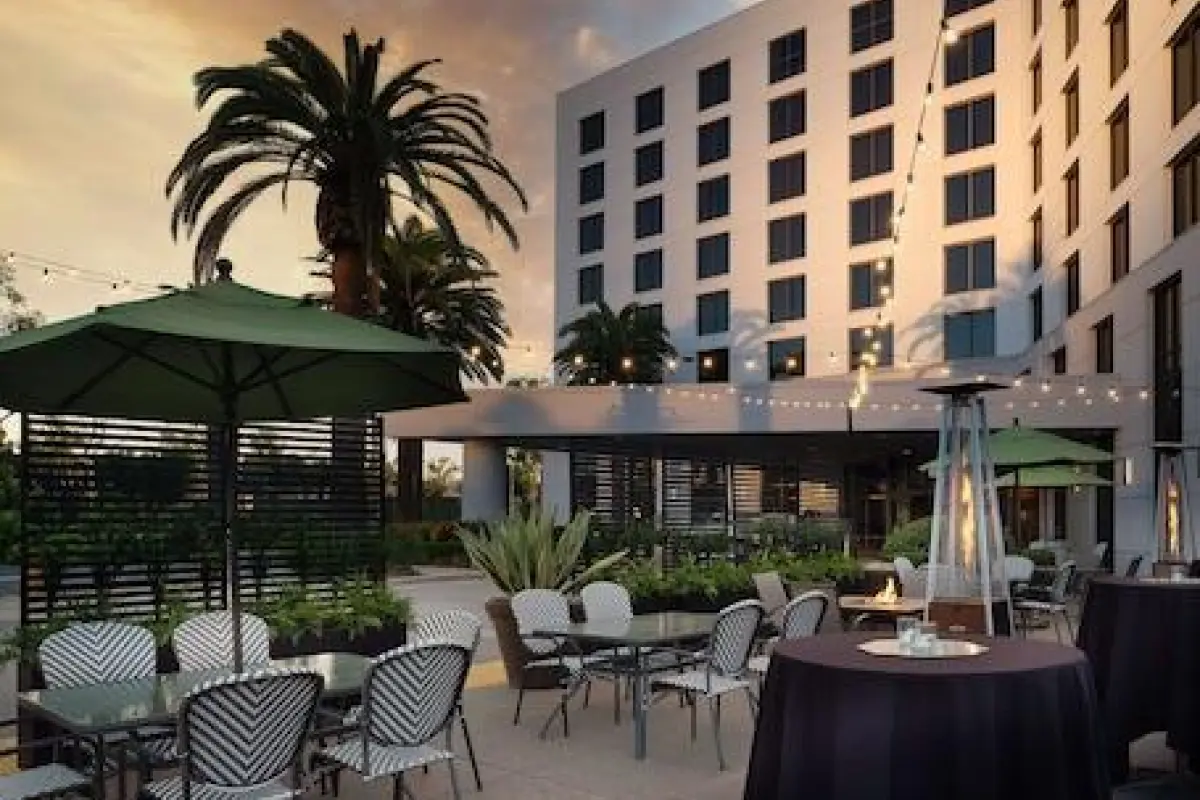 DoubleTree by Hilton Irvine - Spectrum – Affordable hotel in Irvine