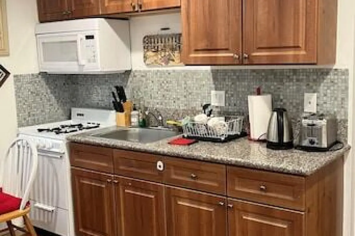 Sunshine LA BnB – Affordable Bed and Breakfast in Van Nuys