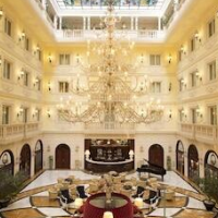 Grand Hotel Vanvitelli – Affordable hotel in San Marco Evangelista