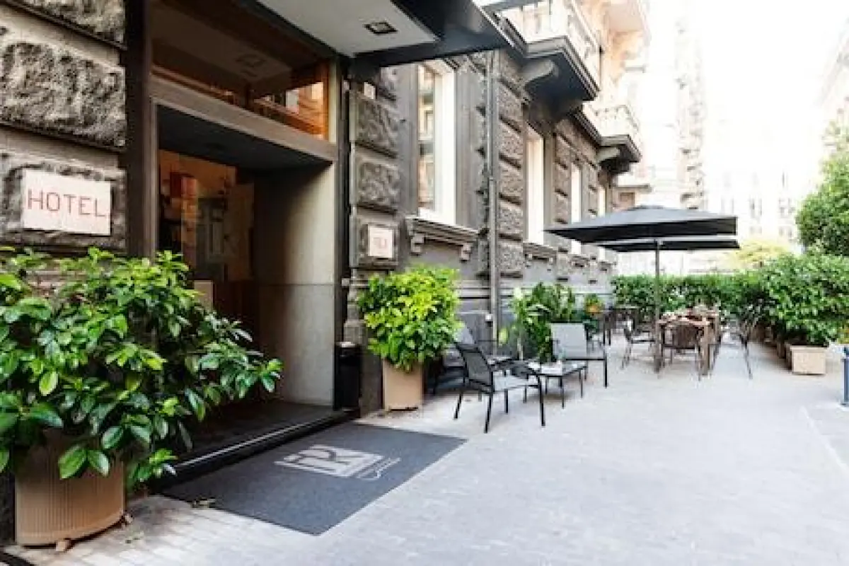 Rex Lifestyle Hotel – Affordable hotel in Naples