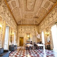 Decumani Hotel De Charme – Affordable hotel in Naples