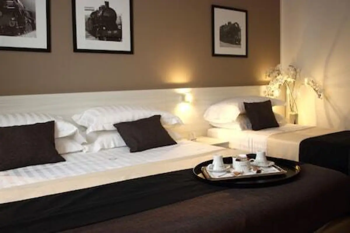 Stelle Hotel The Businest – Affordable hotel in Naples