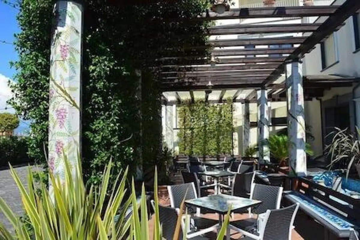 Costa Hotel – Affordable hotel in Pompei