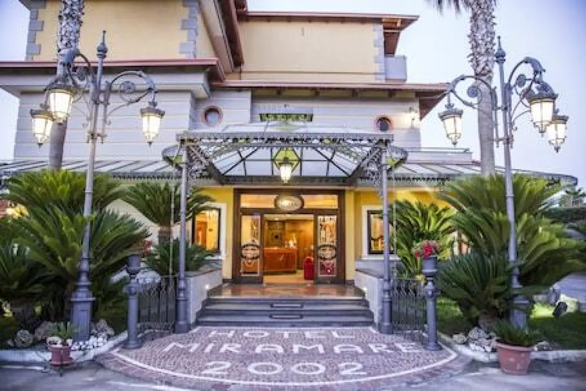 Hotel Miramare – Affordable hotel in Giugliano in Campania