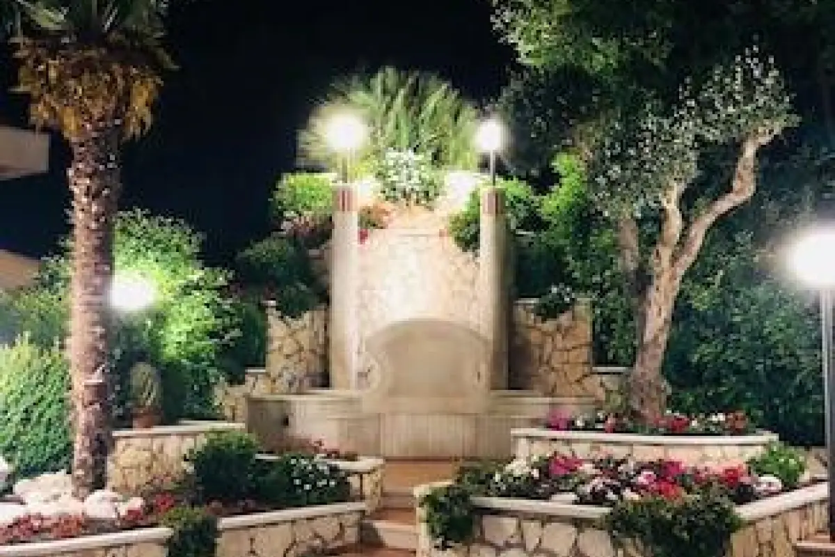 Yellow Park Hotel – Affordable hotel in Arienzo
