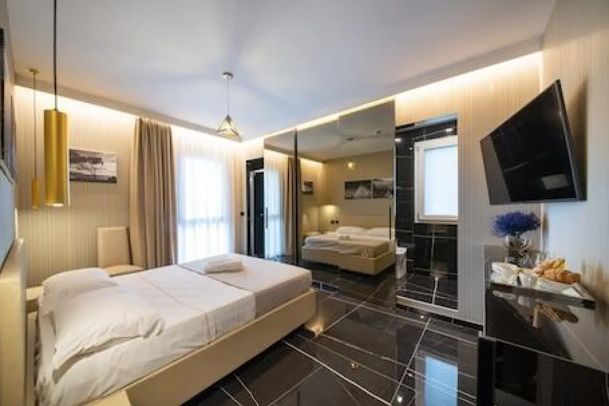 X Business – Affordable hotel in Nola