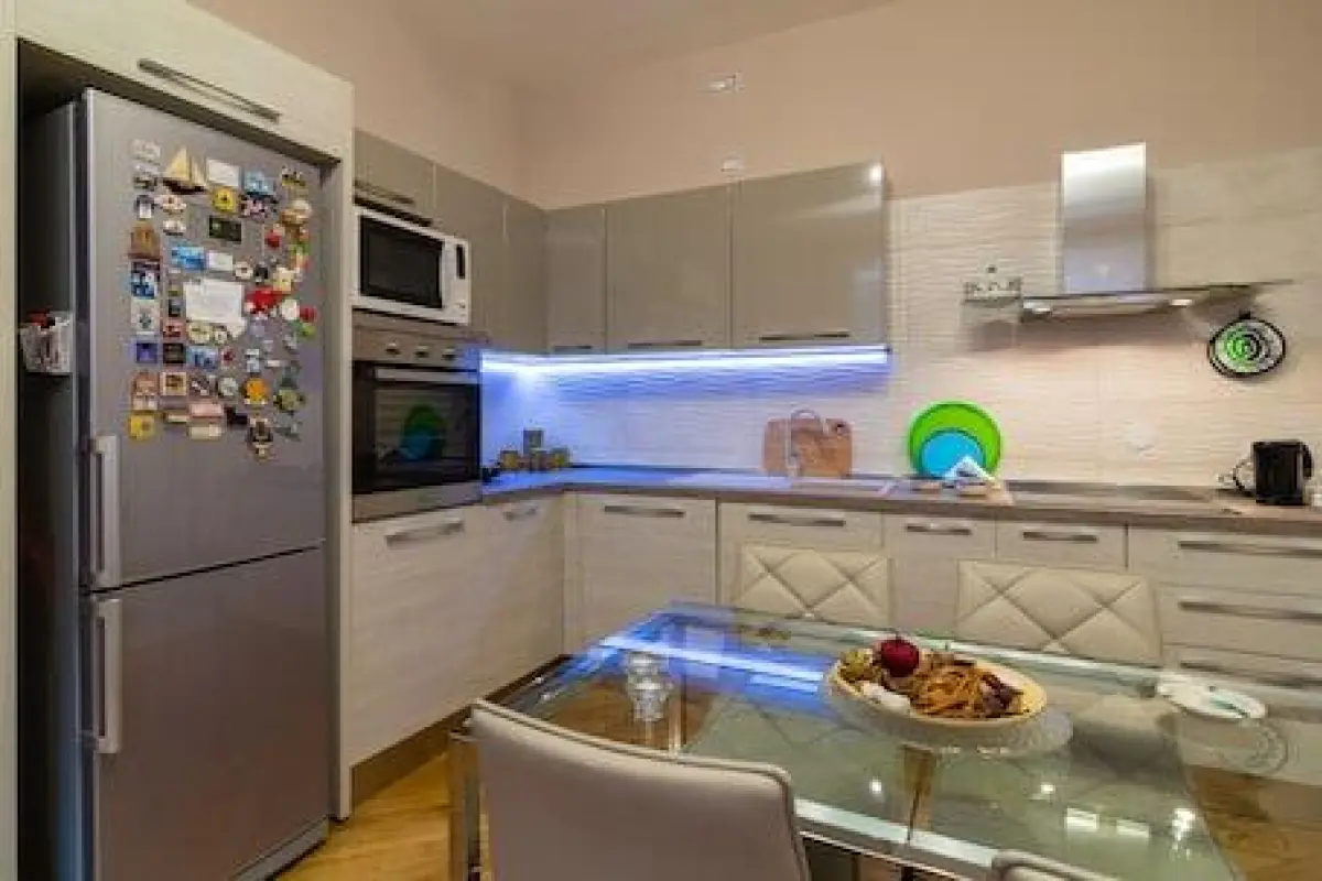 Elegant Flat at Municipio by Napoliapartments – Affordable hotel in Naples