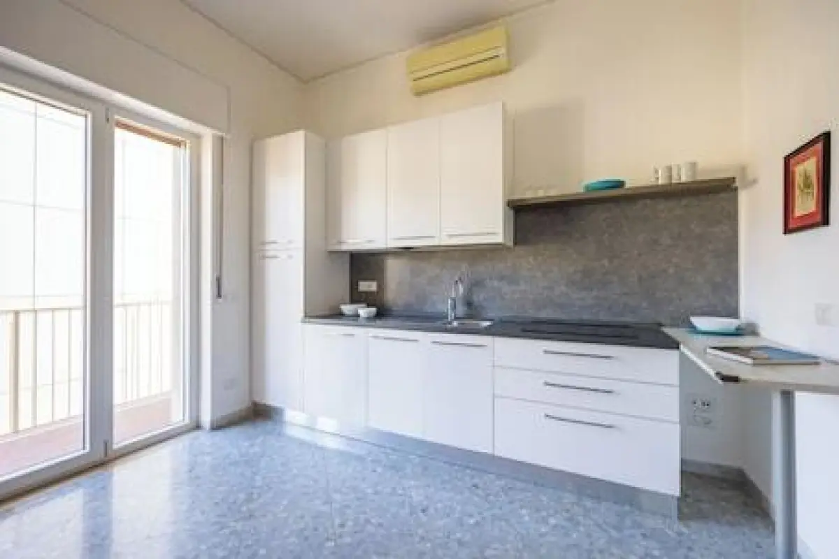 Beverello apartment – Affordable hotel in Naples