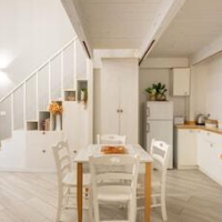 Palazzo della Porta - Via Toledo 55 – Affordable hotel in Naples