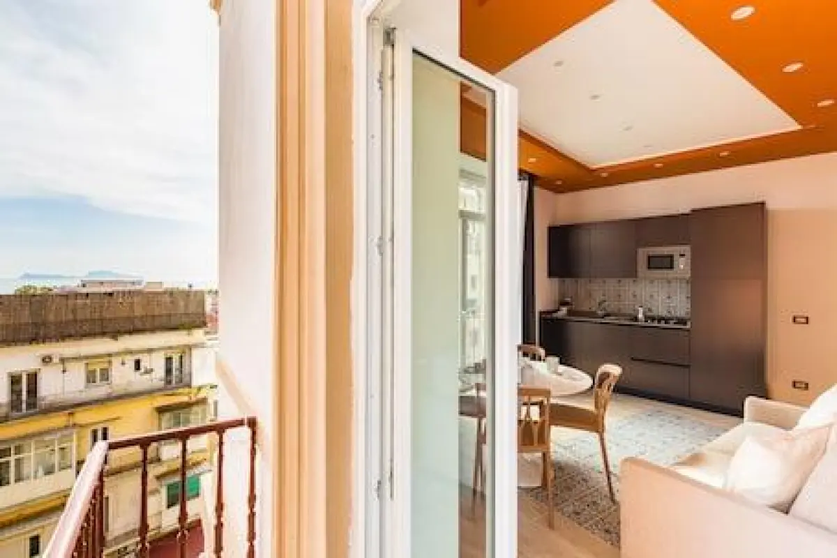 Colonna Apartments by Wonderful Italy – Affordable hotel in Naples