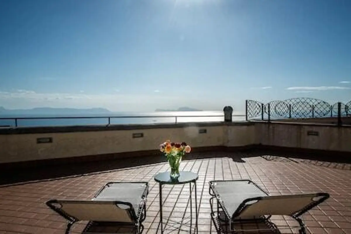 Hotels in Naples (NAP - All Airports), Italy