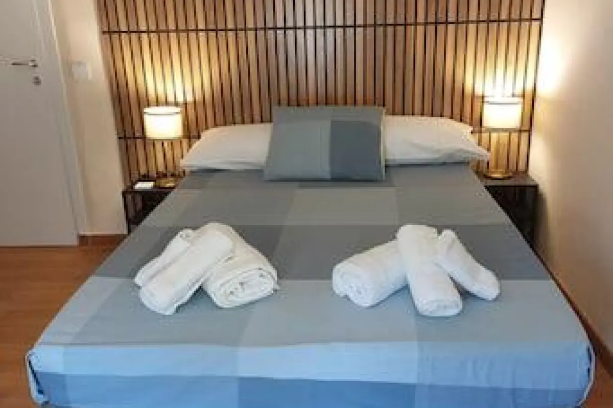 Domus Schipa – Affordable Bed and Breakfast in Naples