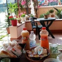 Domus Felix  – Affordable Bed and Breakfast in Ercolano