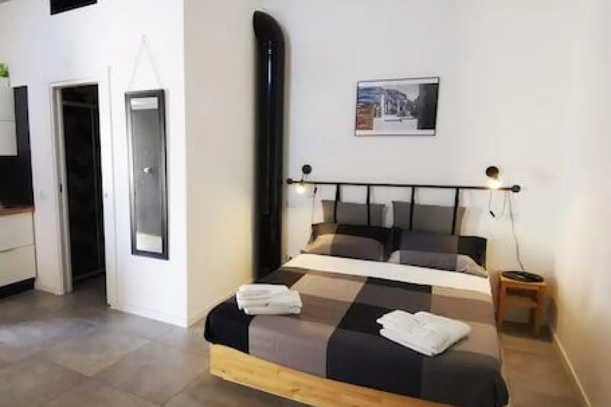 Ludi Studios Pompei – Affordable Bed and Breakfast in Pompei