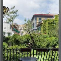 THE BELLINI HOUSE – Affordable Bed and Breakfast in Naples