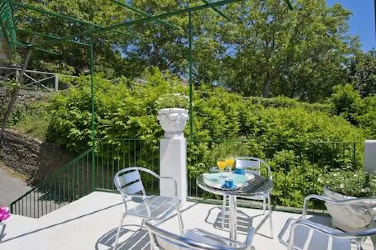 L'Incanto dei Monti – Affordable Bed and Breakfast in Agerola