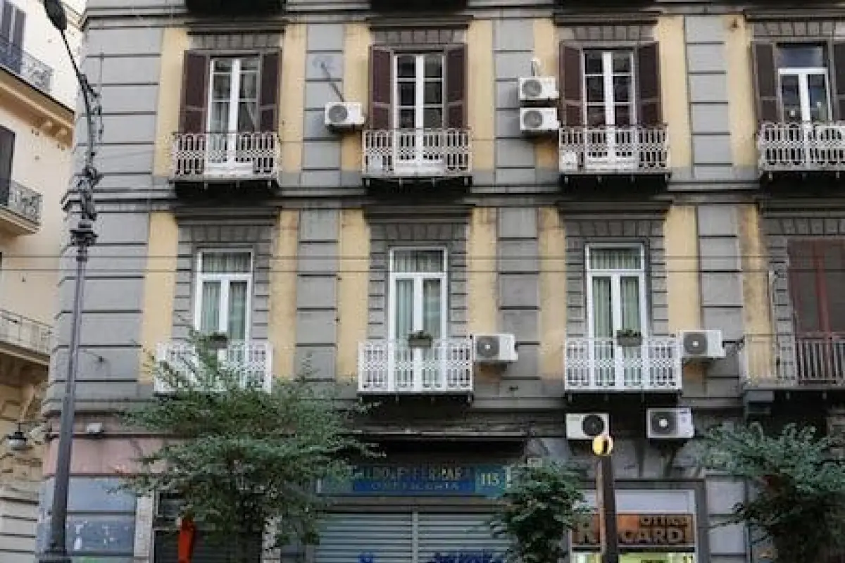 Dimora Partenopea – Affordable Bed and Breakfast in Naples