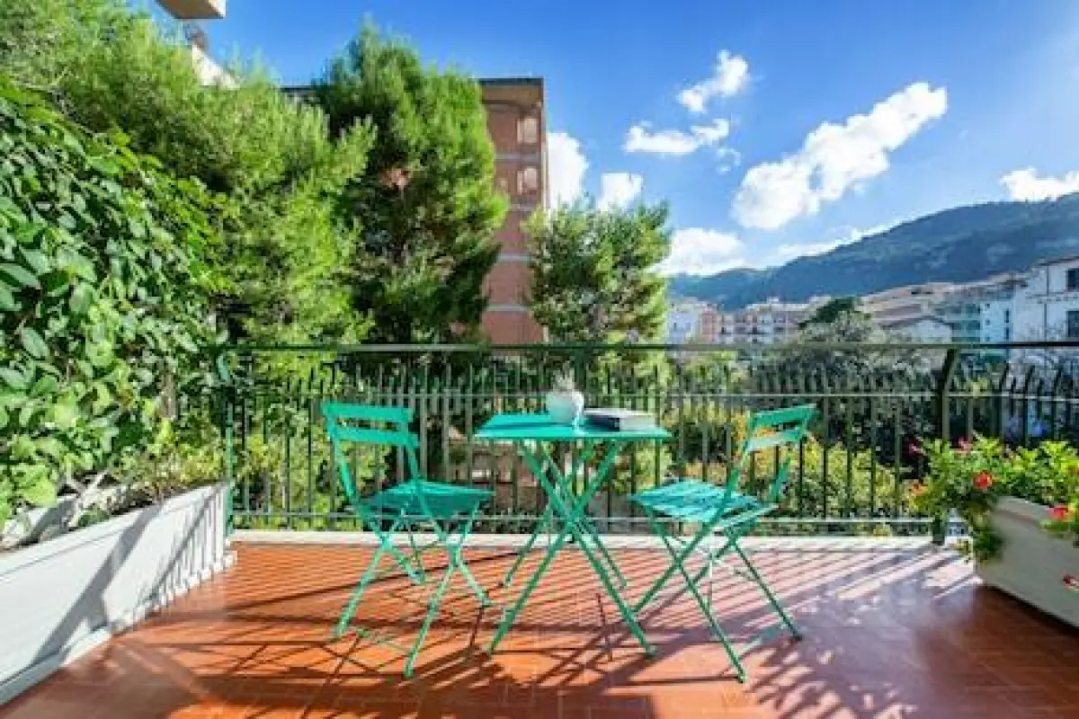 Casa Evelina Sorrento – Affordable Bed and Breakfast in Sorrento