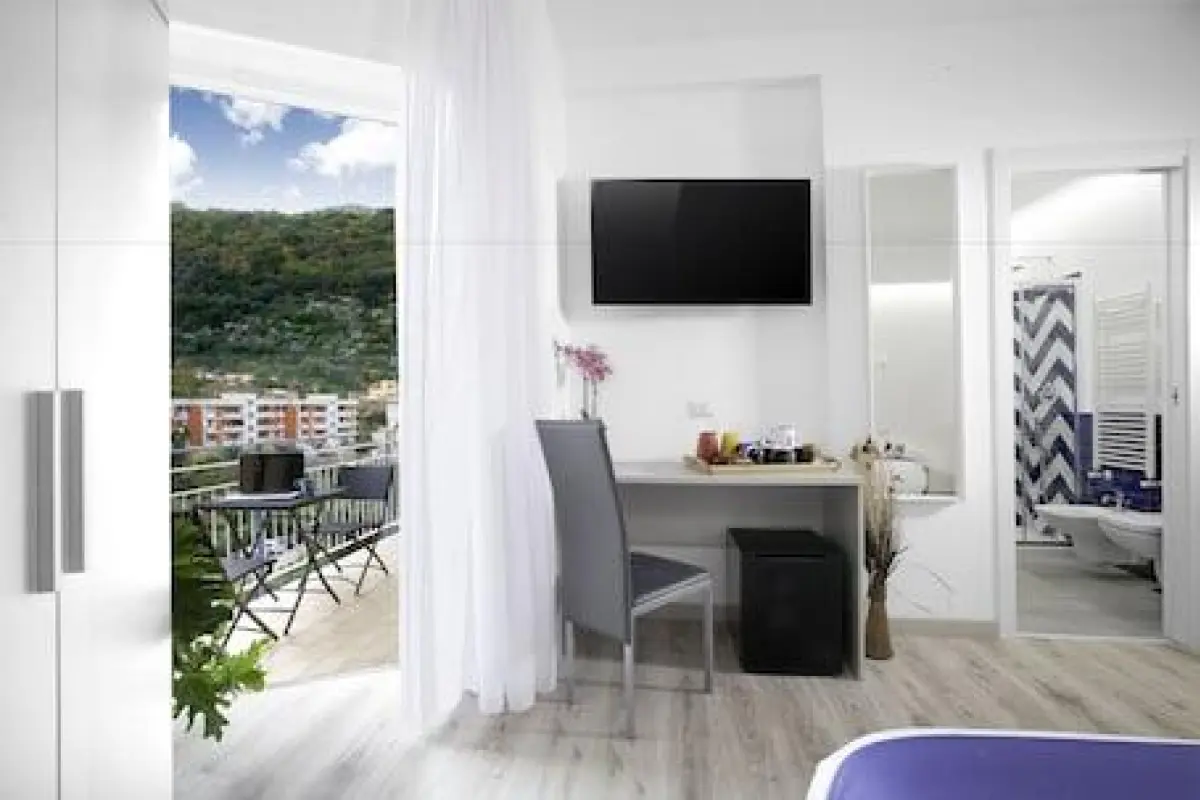 Sirocco Suites – Affordable Bed and Breakfast in Sant'Agnello
