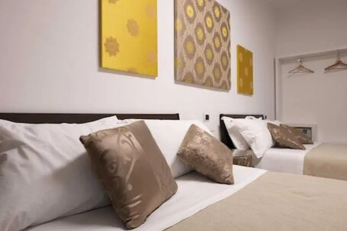 L'Insolita Reggia – Affordable Bed and Breakfast in Caserta