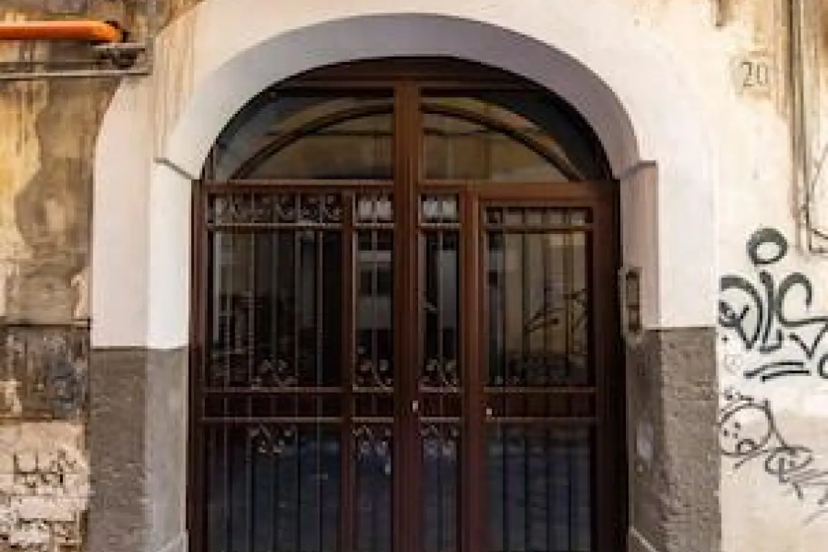 Santa Chiara Inn – Affordable Bed and Breakfast in Naples