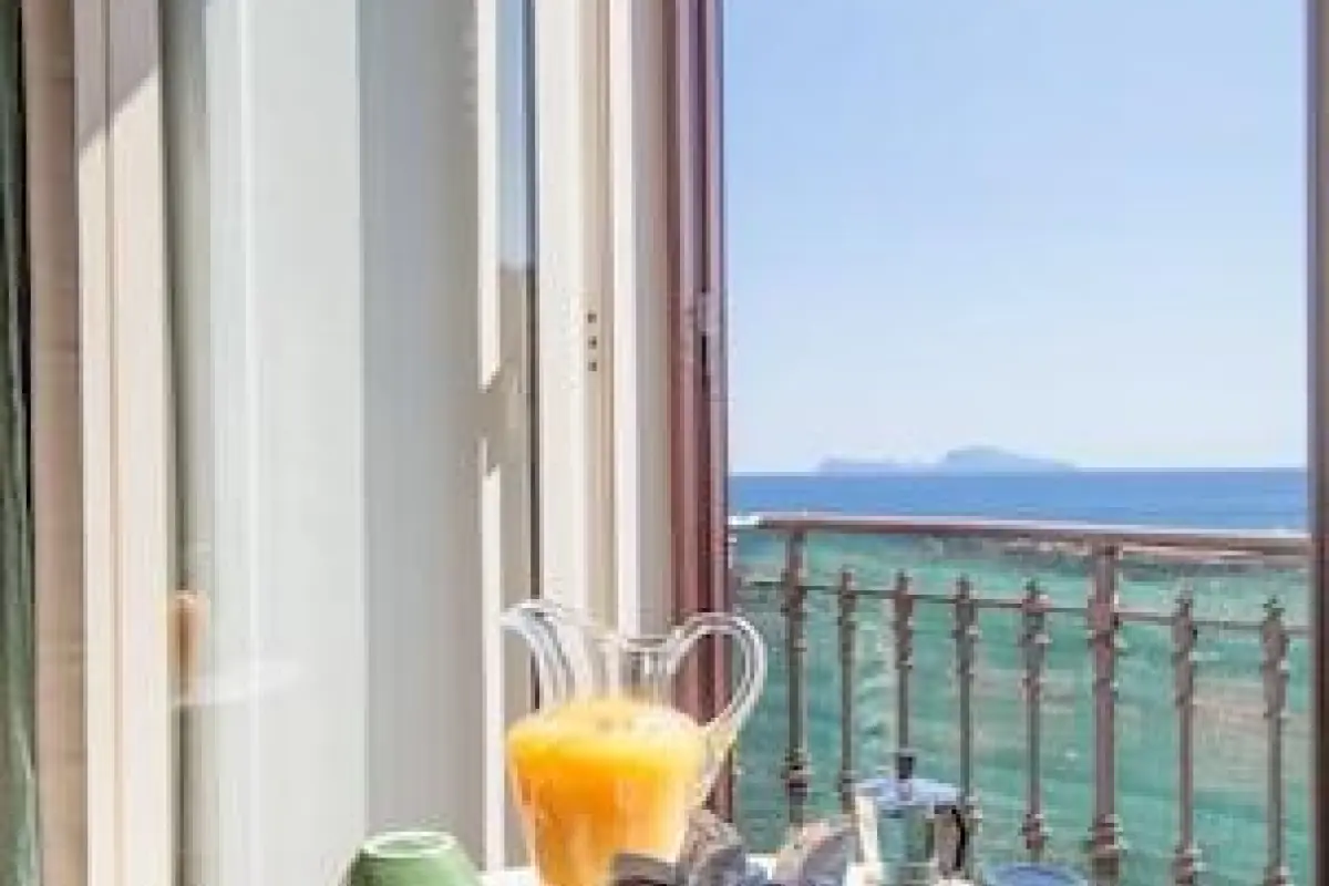 NapoliCentro Mare – Affordable Bed and Breakfast in Naples