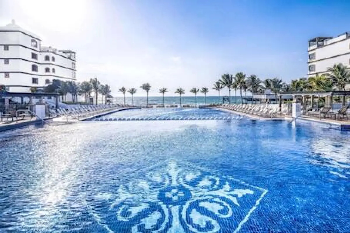 Grand Residences Riviera Cancún All Inclusive – Affordable hotel in Puerto Morelos