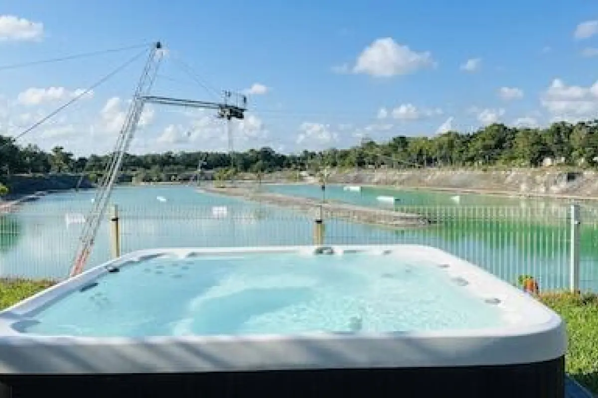 Mayan Water Hotel – Affordable hotel in Playa del Carmen