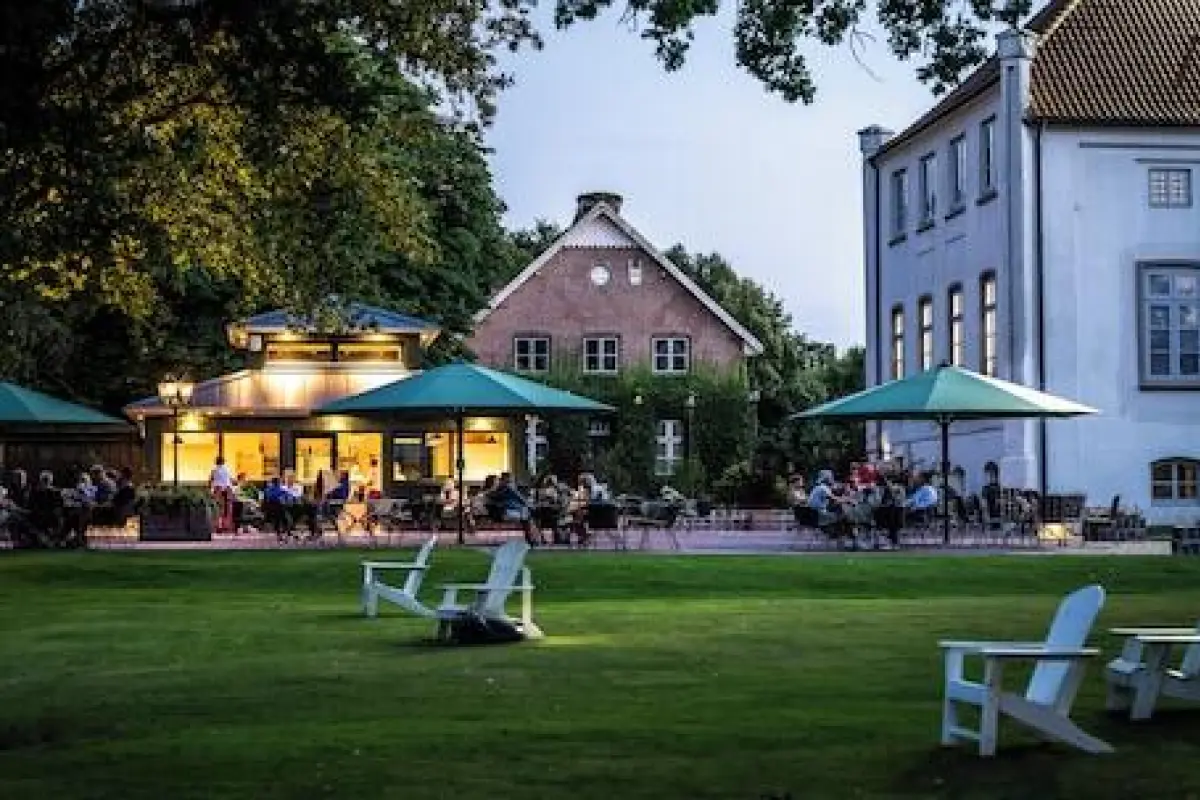 Hotel & Gästehaus Gut Kaden – Affordable hotel in Alveslohe