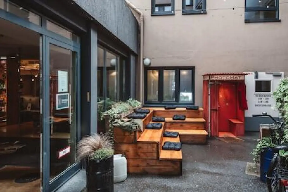 Superbude St. Georg – Affordable hotel in Hamburg
