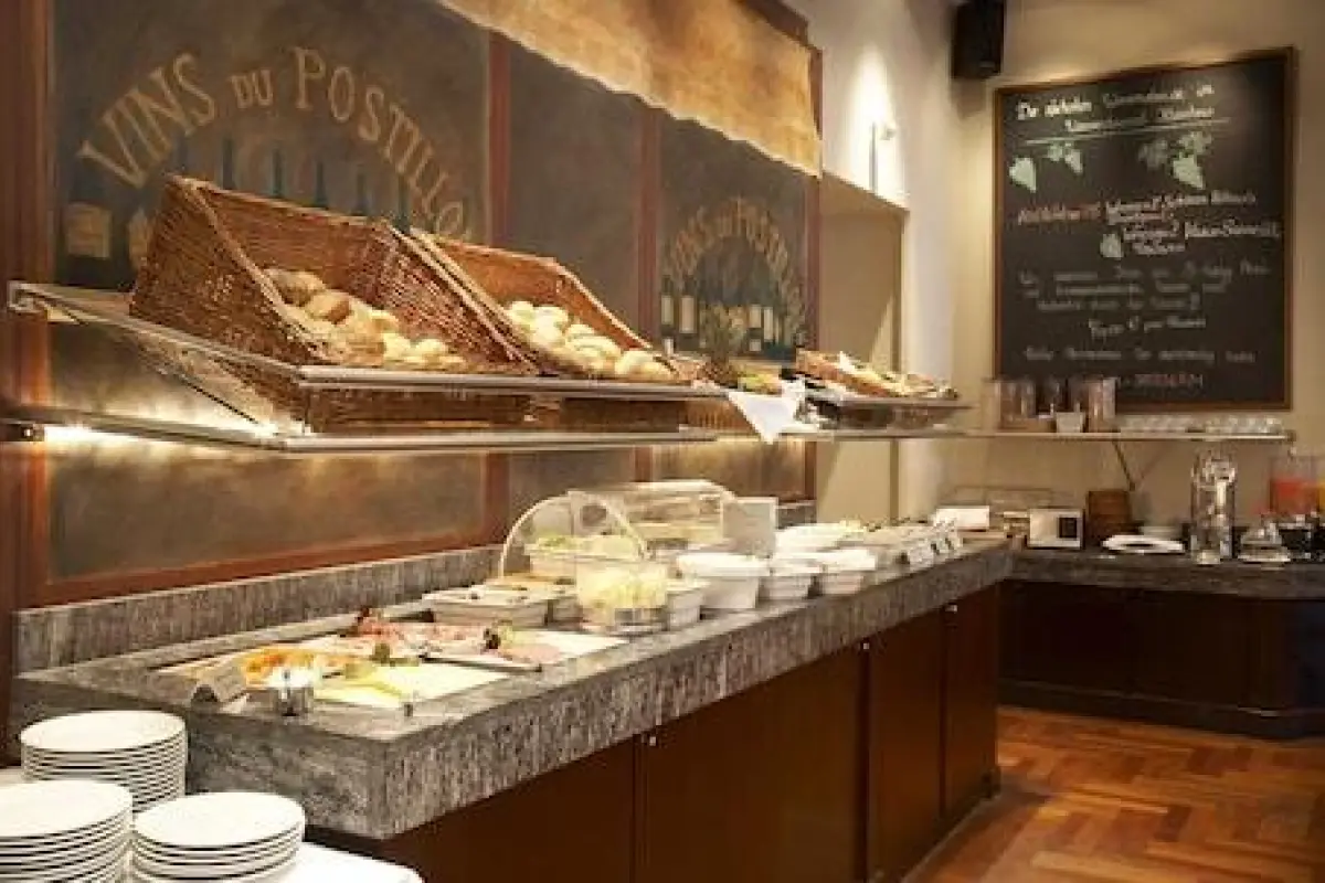 Hotel Baseler Hof – Affordable hotel in Hamburg