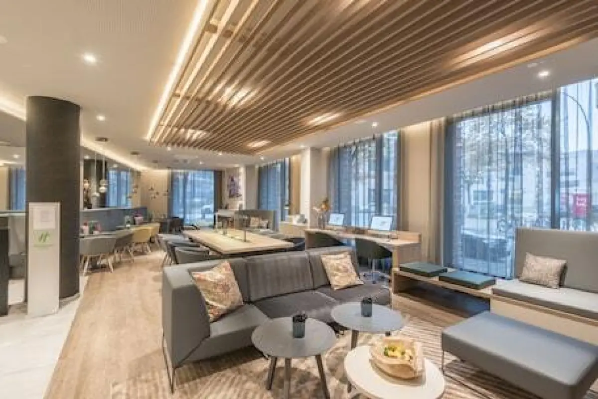Holiday Inn Hamburg - Berliner Tor by IHG – Affordable hotel in Hamburg
