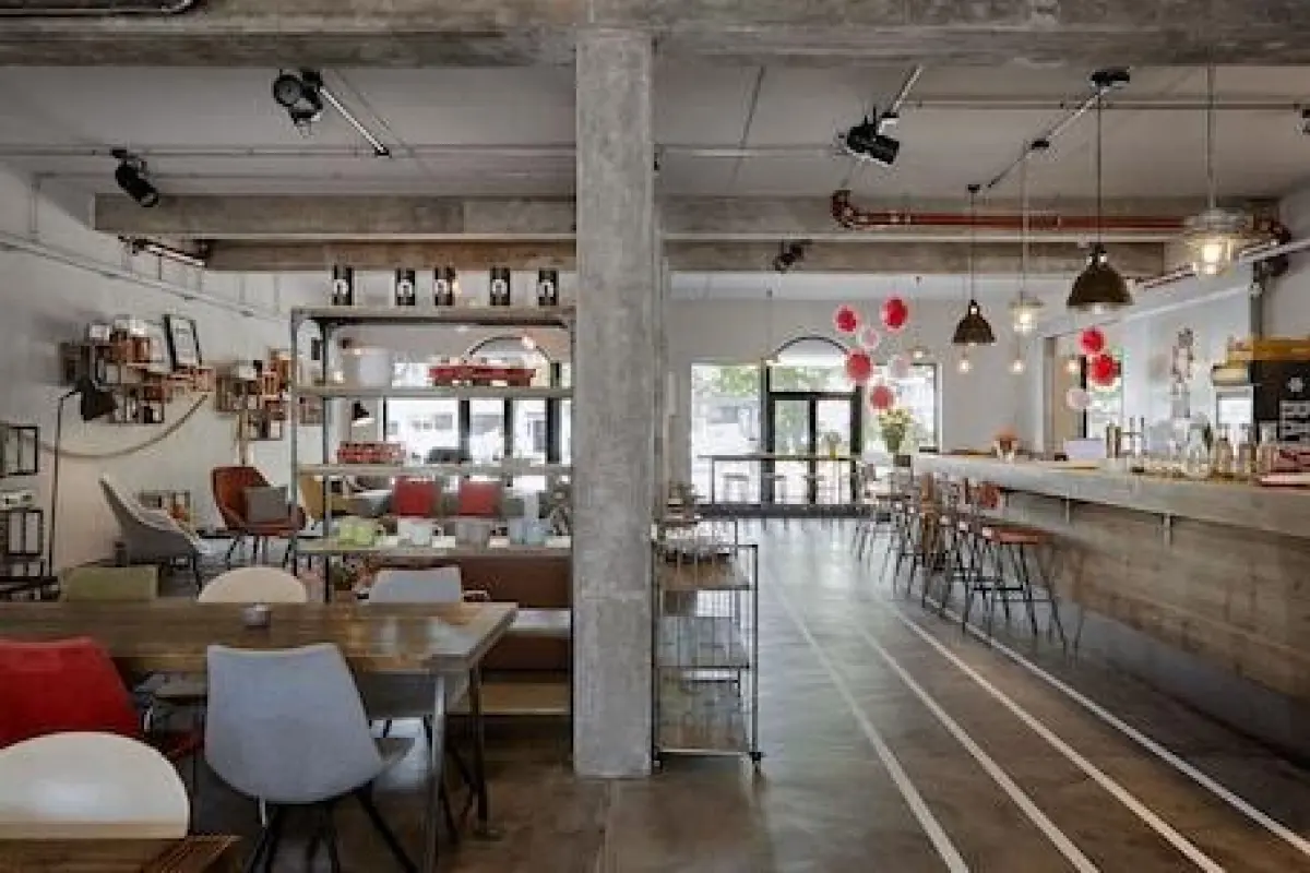 KRÖGER by Underdog Hotels – Affordable hotel in Hamburg