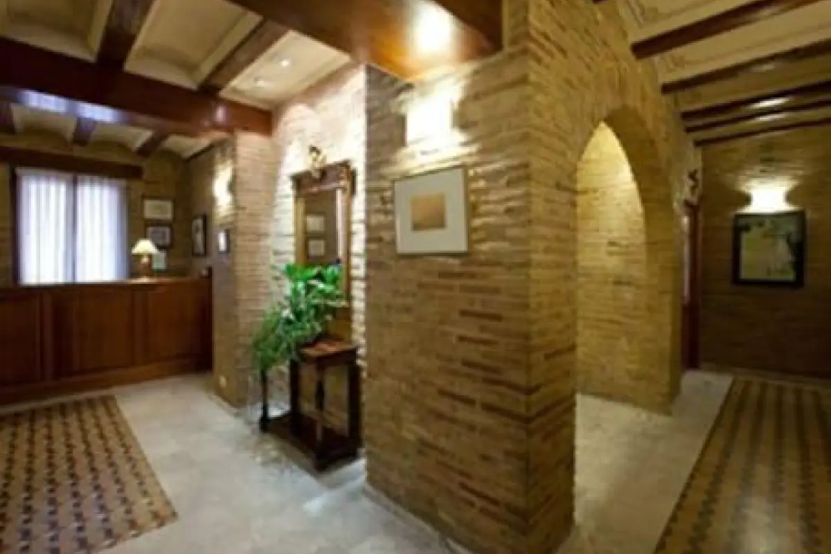 Ad Hoc Monumental Hotel – Affordable hotel in Valencia