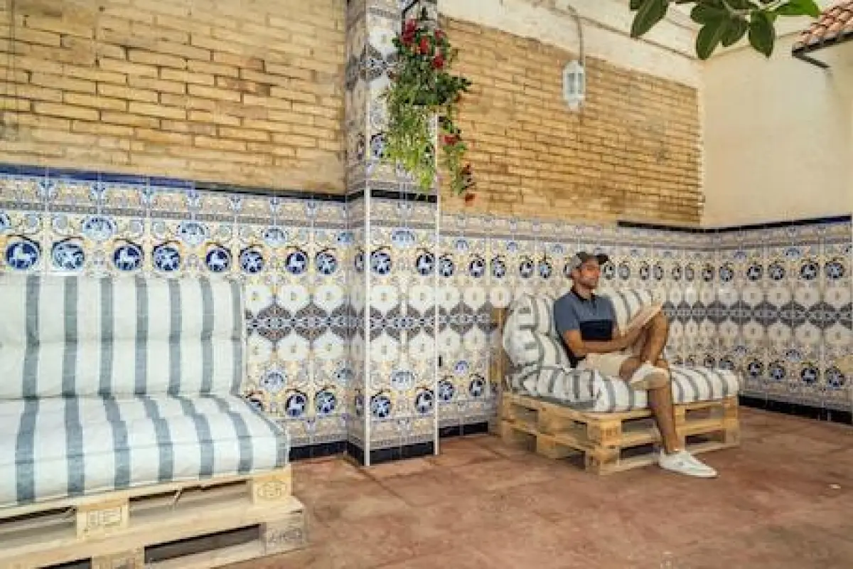 SOM HOSTEL BOUTIQUE  – Affordable hotel in Valencia