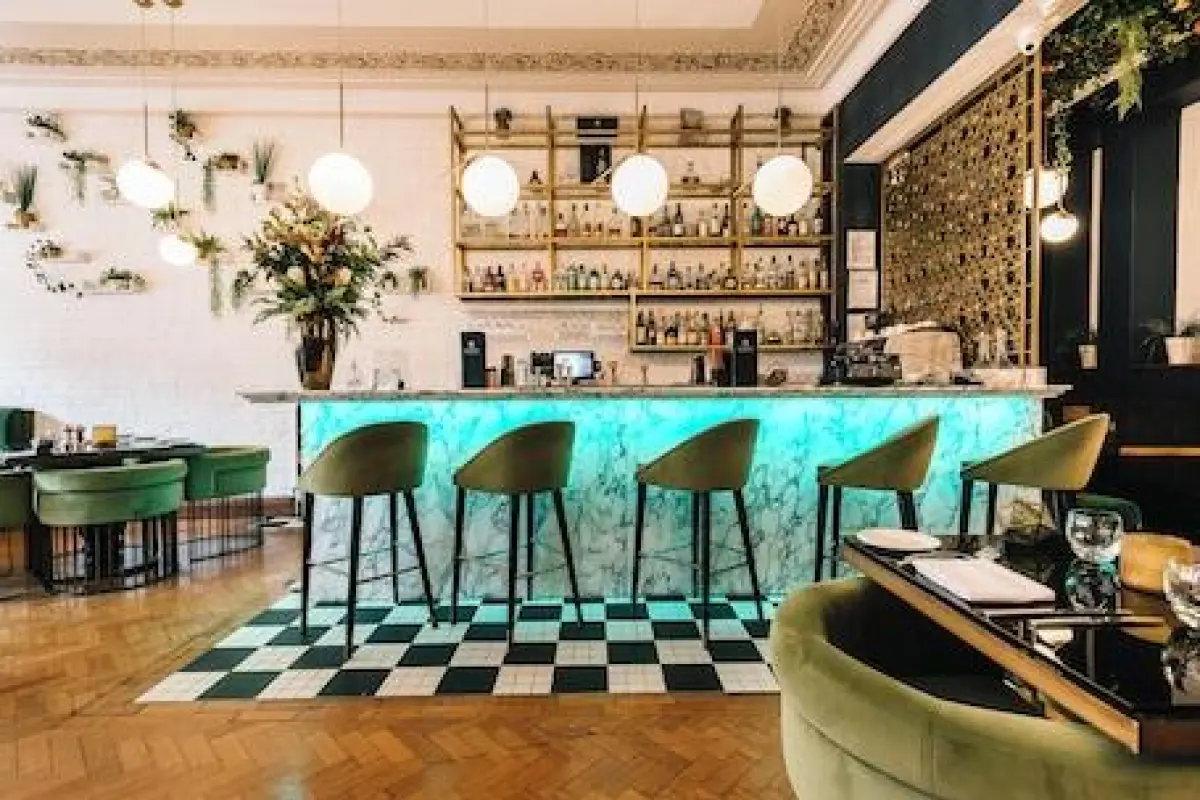 Manchester Hall – Affordable hotel in Manchester