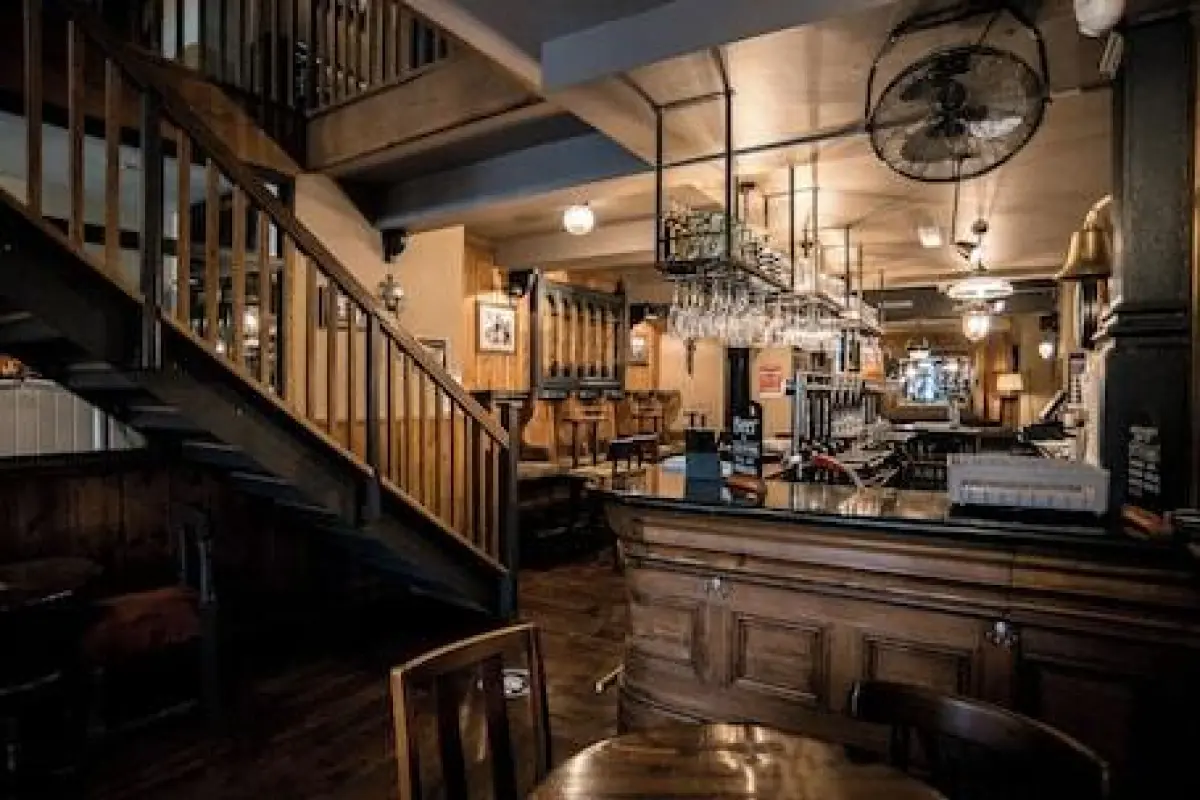 Lower Turks Head  – Affordable hotel in Manchester