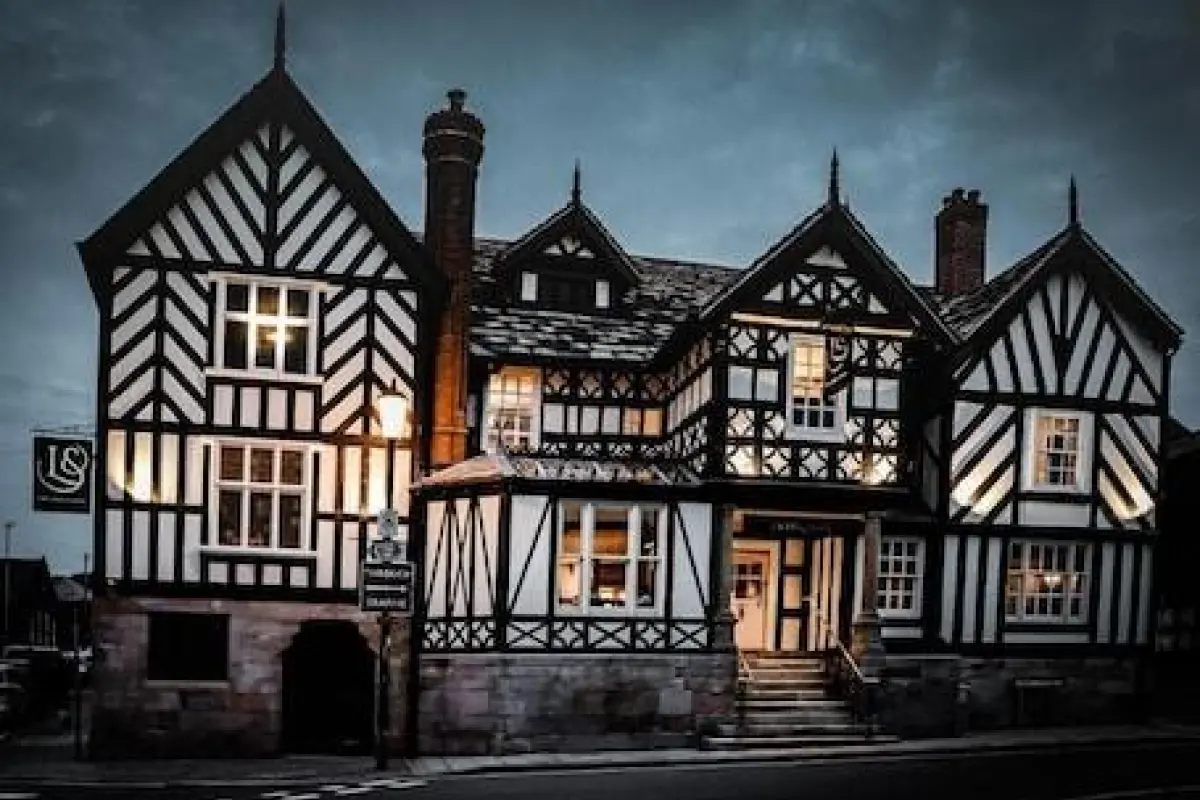 Lion & Swan Hotel – Affordable hotel in Congleton