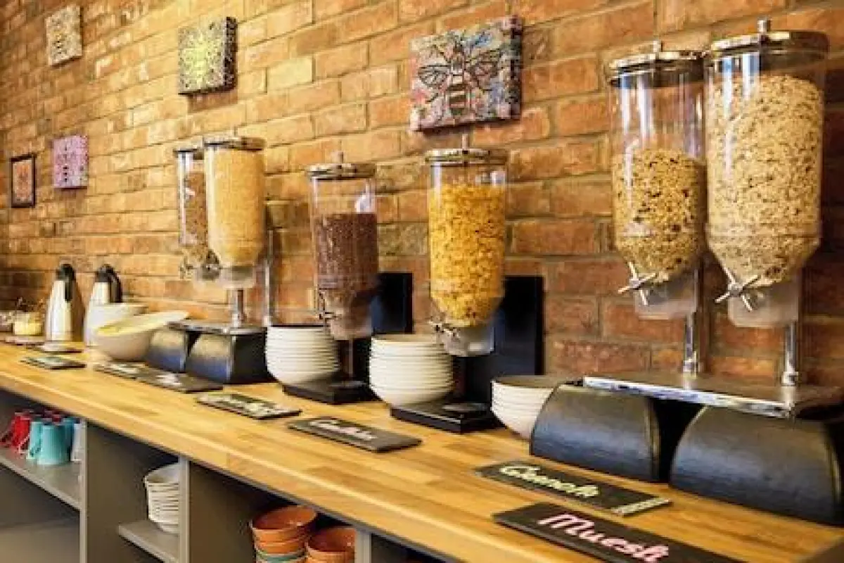 Holiday Inn - the niu, Loom Manchester North by IHG – Affordable hotel in Manchester