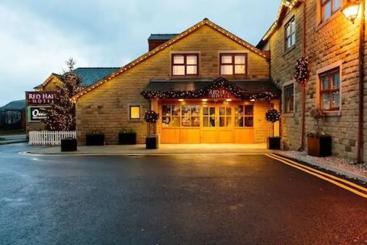 Red Hall Hotel – Affordable hotel in Bury