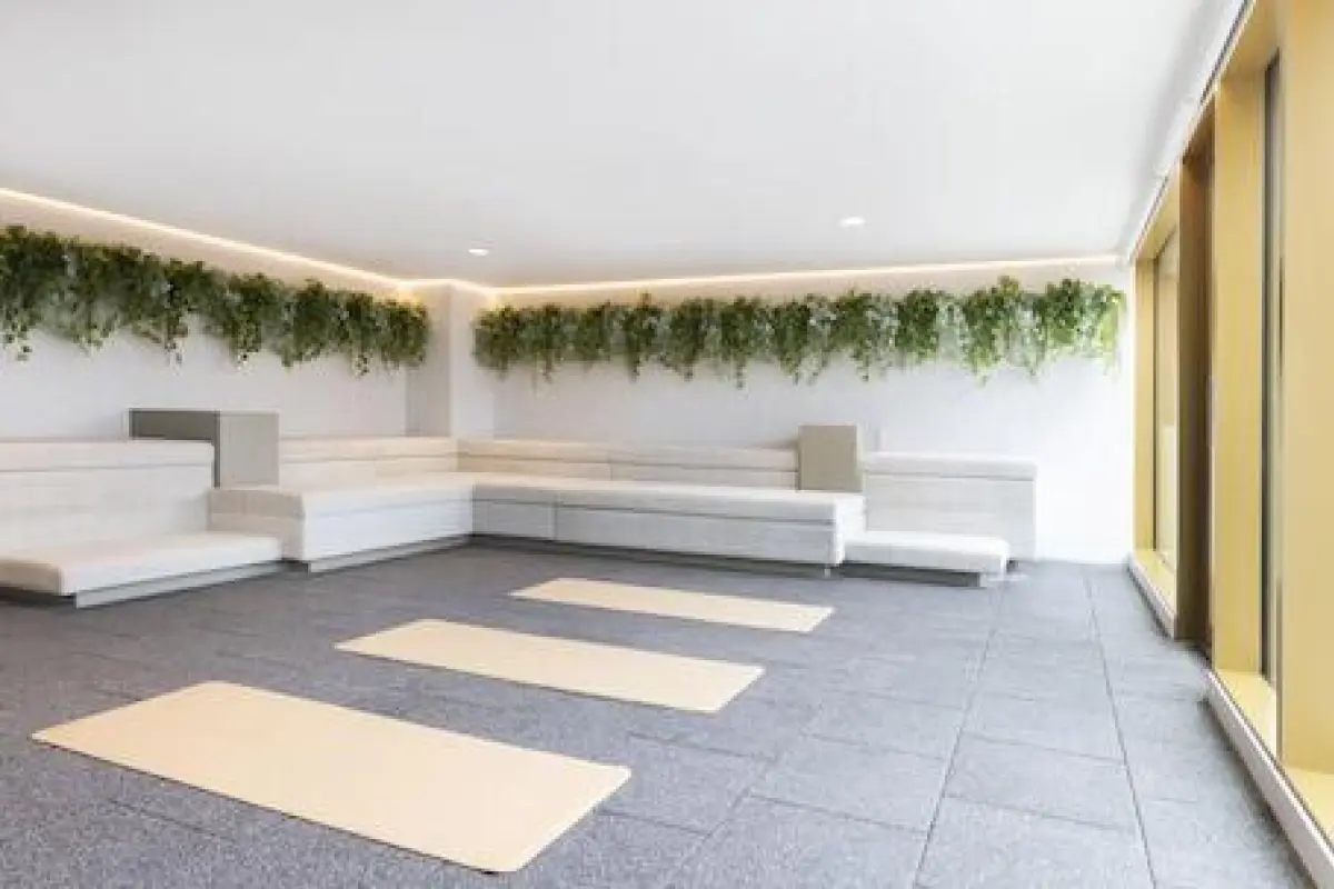 Leonardo Hotel Manchester Piccadilly – Affordable hotel in Manchester