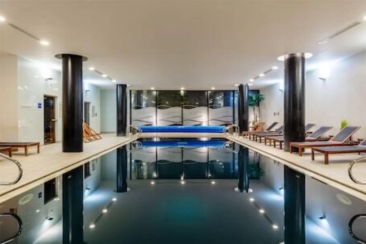 Radisson Hotel Manchester City Centre, A Verified Net Zero Hotel – Affordable hotel in Manchester